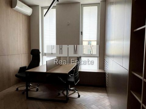 коммерческая по адресу Антоновича ул. (Горького), 44