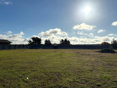 участок по адресу Прибережна