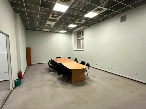 комерційна за адресою Шевченка пров., 4