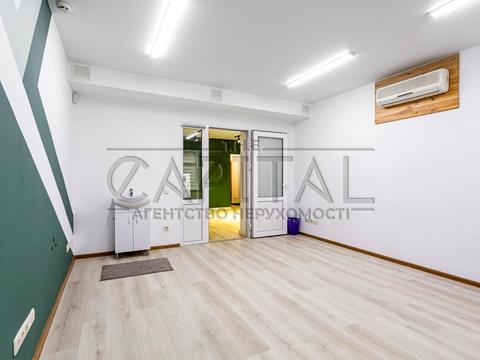 комерційна за адресою Оболонська набережна вул., 19