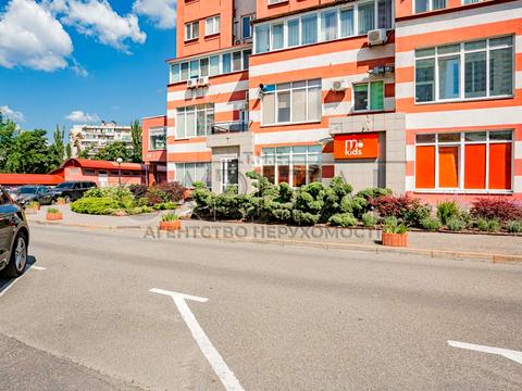 коммерческая по адресу Павла Тычины просп., 18-Б