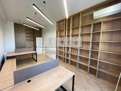 комерційна за адресою Київ, Антоновича вул. (Горького), 44