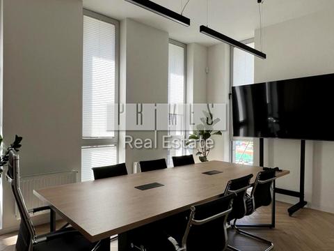 комерційна за адресою Київ, Антоновича вул. (Горького), 44