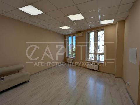 комерційна за адресою Вознесенський узвіз (Смирнова-Ласточкіна), 23-А