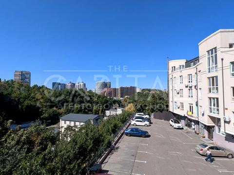 комерційна за адресою Вознесенський узвіз (Смирнова-Ласточкіна), 23-А