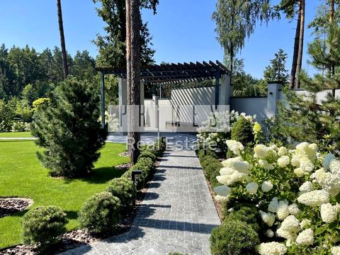 будинок за адресою Лісна вул.