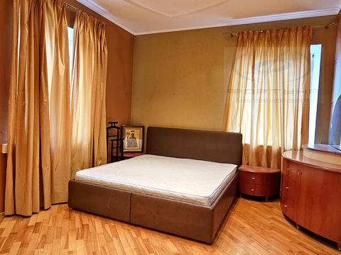 квартира за адресою Небесної Сотні вул., 38