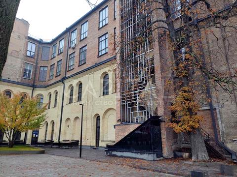 коммерческая по адресу Князей Острожских ул. (Московська), 8