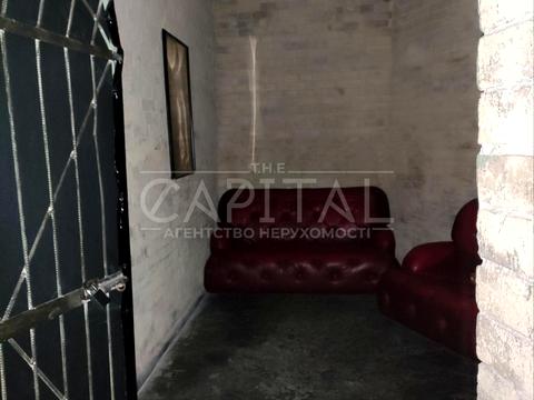 коммерческая по адресу Князей Острожских ул. (Московська), 8