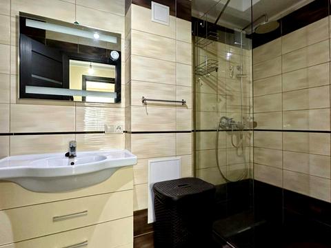 квартира за адресою Верховної Ради бульв., 2б