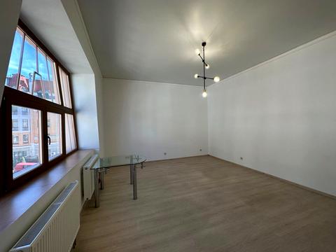 комерційна за адресою Воздвиженська вул., 20