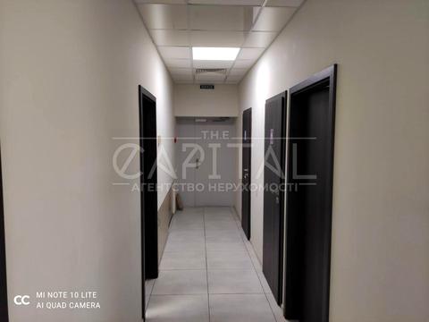 комерційна за адресою Степана Бандери просп. (Московський), 20-А