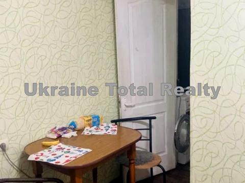 квартира за адресою Ореста Левицького вул. (Академіка Курчатова), 20