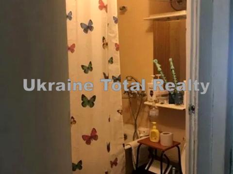 квартира за адресою Ореста Левицького вул. (Академіка Курчатова), 20