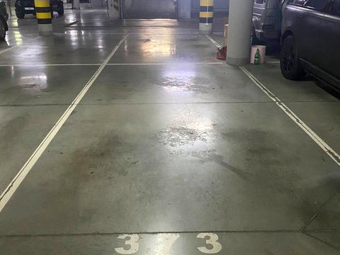 паркоместо по адресу Андрея Верхогляда ул. (Михайла Драгомирова), 20