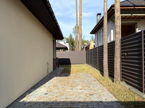 будинок за адресою Буча, Ганни Барвінок