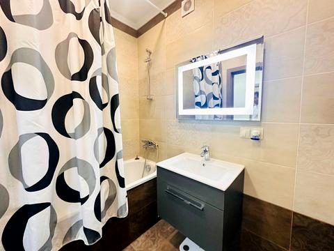 квартира за адресою Подільська вул., 1