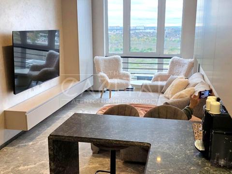 квартира за адресою Івана Виговського вул. (Маршала Гречка), 44