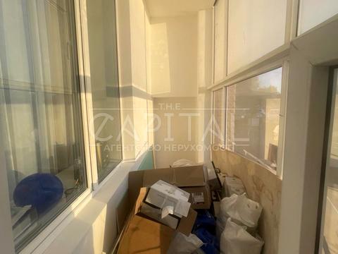 комерційна за адресою Володимира Івасюка просп. (Героїв Сталінграду), 4