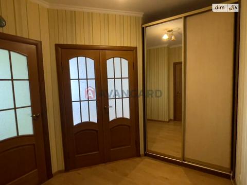 квартира за адресою Зодчих вул., 5