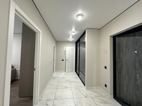 квартира за адресою Степана Бандери вул., 77-Б