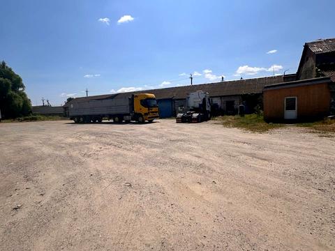 коммерческая по адресу Будівельна, 1