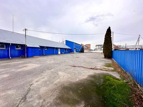 коммерческая по адресу Будівельна, 1