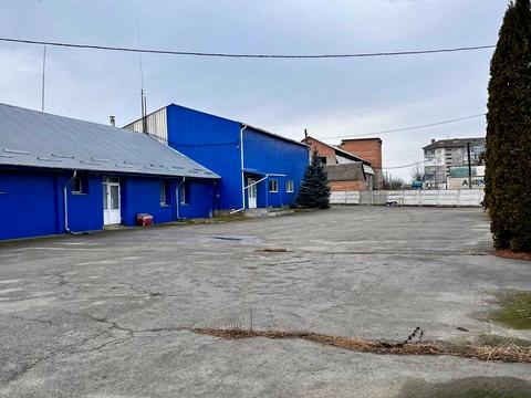 коммерческая по адресу Будівельна, 1