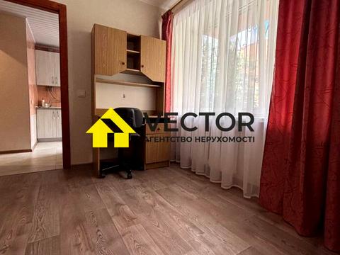 квартира за адресою Ламаний пров., 16