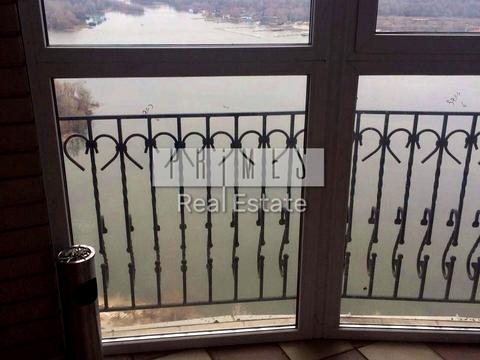 коммерческая по адресу Юрія Іллєнка, 18б