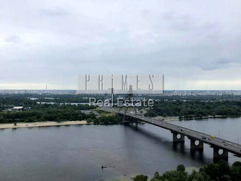 коммерческая по адресу Юрія Іллєнка, 18б