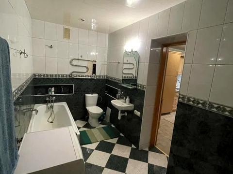 квартира по адресу В Короленко, 2