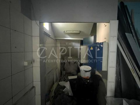 комерційна за адресою Юрія Іллєнка вул. (Мельникова), 5