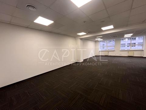 коммерческая по адресу Степана Бандеры просп. (Московський), 9