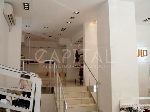 комерційна за адресою Лютеранська вул., 3