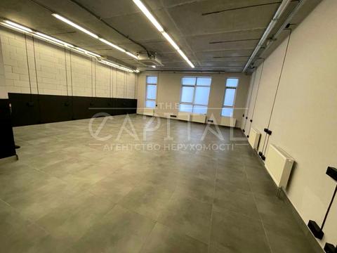 коммерческая по адресу Степана Бандеры просп. (Московський), 1