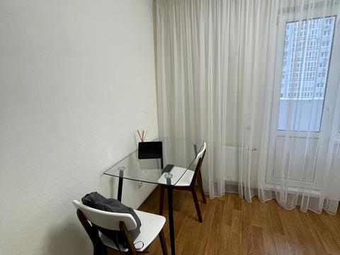 квартира за адресою Софії Русової вул., 7-А