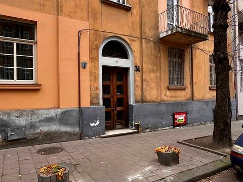 коммерческая по адресу Ефремова ул., 34