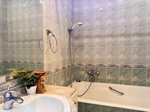 квартира за адресою Срібнокільська вул., 14-А