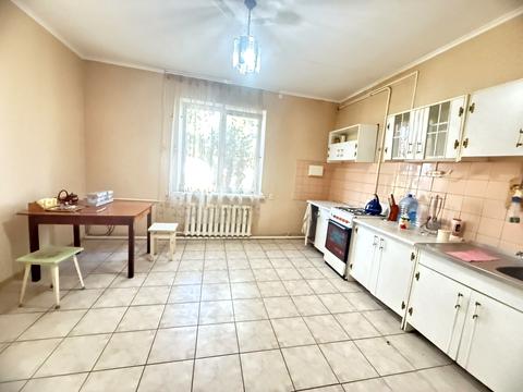 будинок за адресою Центральна вул., 6