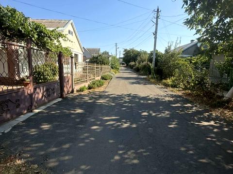 будинок за адресою Центральна вул., 6