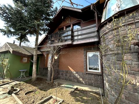 дом по адресу 8 Марта ул.