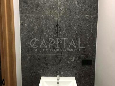 коммерческая по адресу Кловский спуск, 7