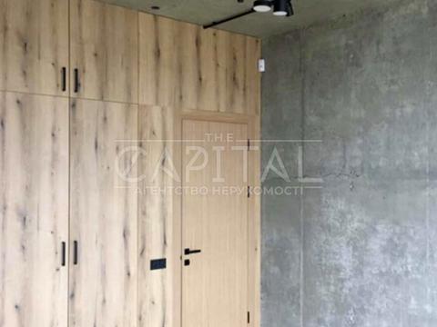 коммерческая по адресу Кловский спуск, 7