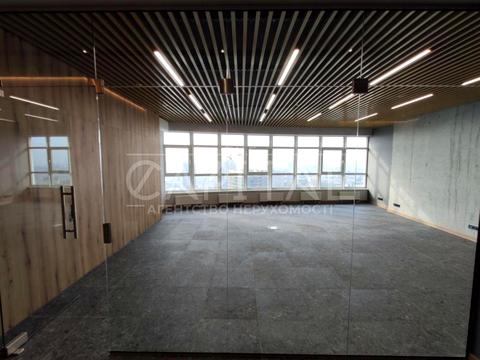 коммерческая по адресу Кловский спуск, 7