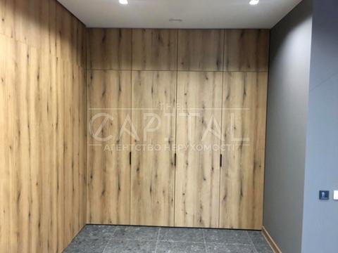 коммерческая по адресу Кловский спуск, 7