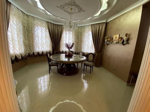 будинок за адресою Михайла Булгакова вул.