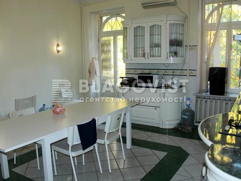 квартира за адресою Київ, Ольгинська вул., 2/1