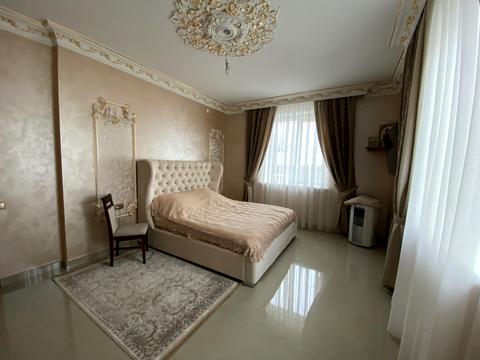 будинок за адресою Михайла Булгакова вул.