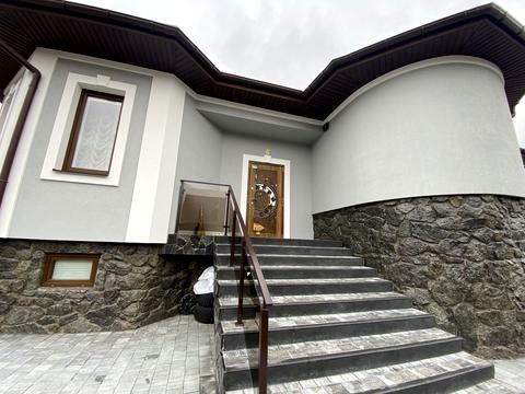 будинок за адресою Михайла Булгакова вул.